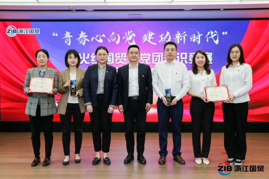 16203719084441993JaD.jpg 1.jpg